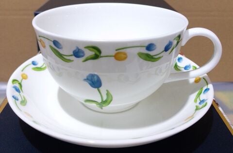 Istanbul Tulip Breakfast Cup And Saucer