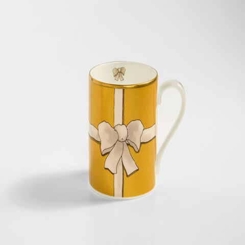 Ribbon Gold Mug