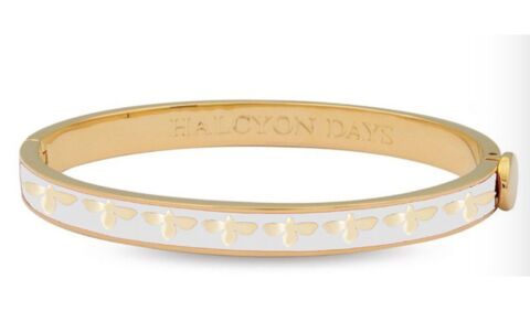 6Mm Bee Cream Gold Hinged Bangle